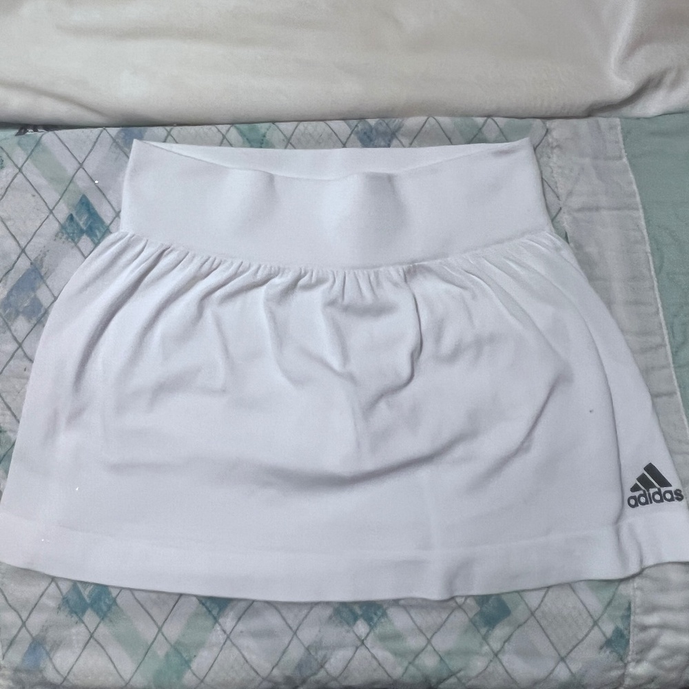 Women's Adidas White Skort with Integrated Bike Shorts Size Medium